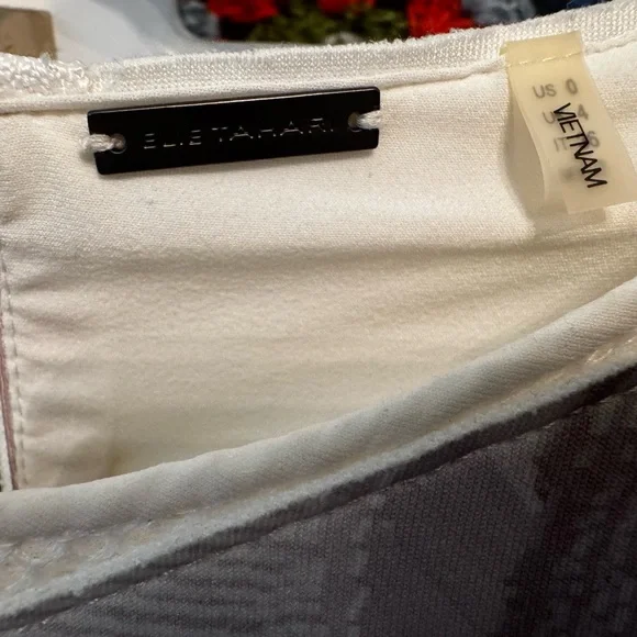 Elie Tahari Cream, Brown and Auburn Abstract Midi Dress. Size XS. - Picture 5 of 8